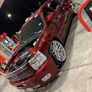 Meet your Posher, Misael